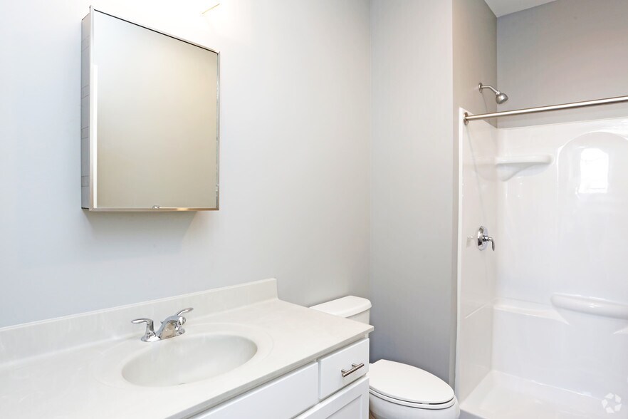 511 Pershing Ave, Davenport, IA à vendre - Photo intérieure – Image 2 sur 45