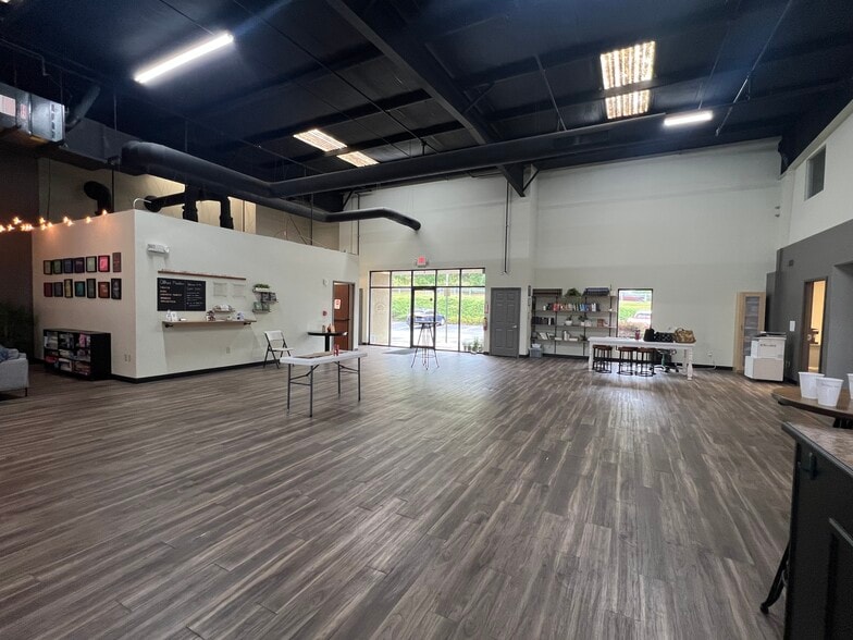 1315 Pilgrim Mill Rd, Cumming, GA à louer - Photo intérieure – Image 2 sur 13