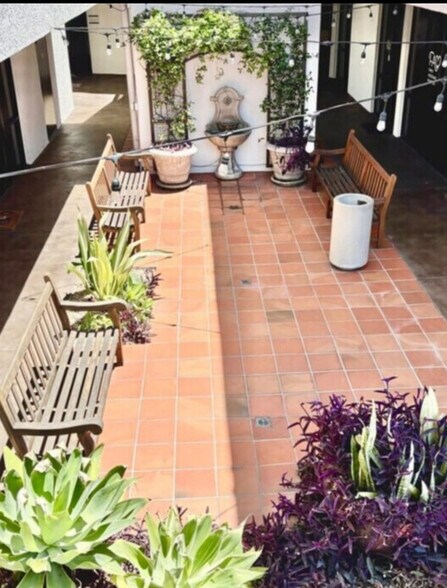 26400 La Alameda, Mission Viejo, CA à louer - Photo de l’immeuble – Image 2 sur 11