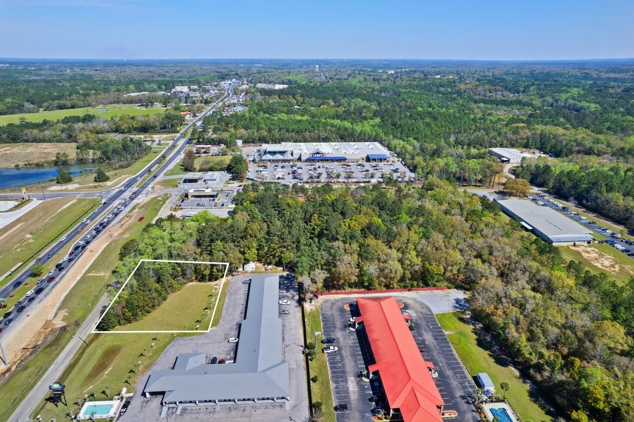 .80ac Hugh Adams Rd rd, Defuniak Springs, FL à vendre Aérien– Image 1 sur 3