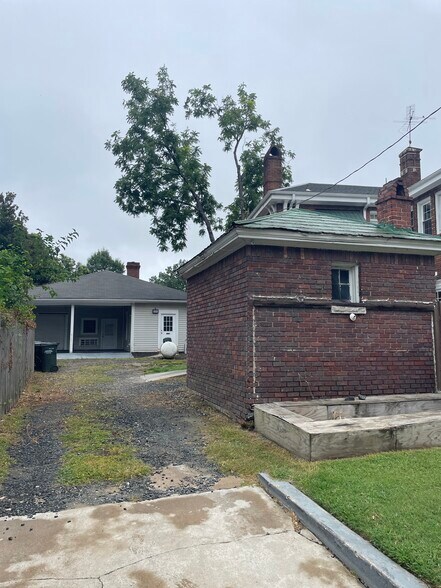 1101 N Mangum St, Durham, NC à louer - Photo de l’immeuble – Image 2 sur 28