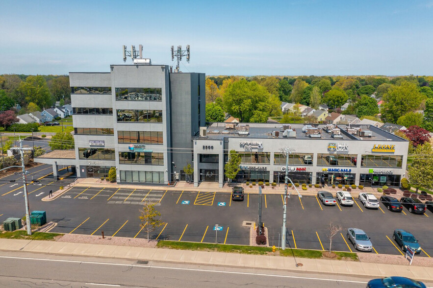 2250-2300 W Ridge Rd, Greece, NY à louer - Photo de l’immeuble – Image 1 sur 38
