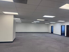 3360 Flair Dr, El Monte, CA à louer Photo intérieure– Image 2 sur 9