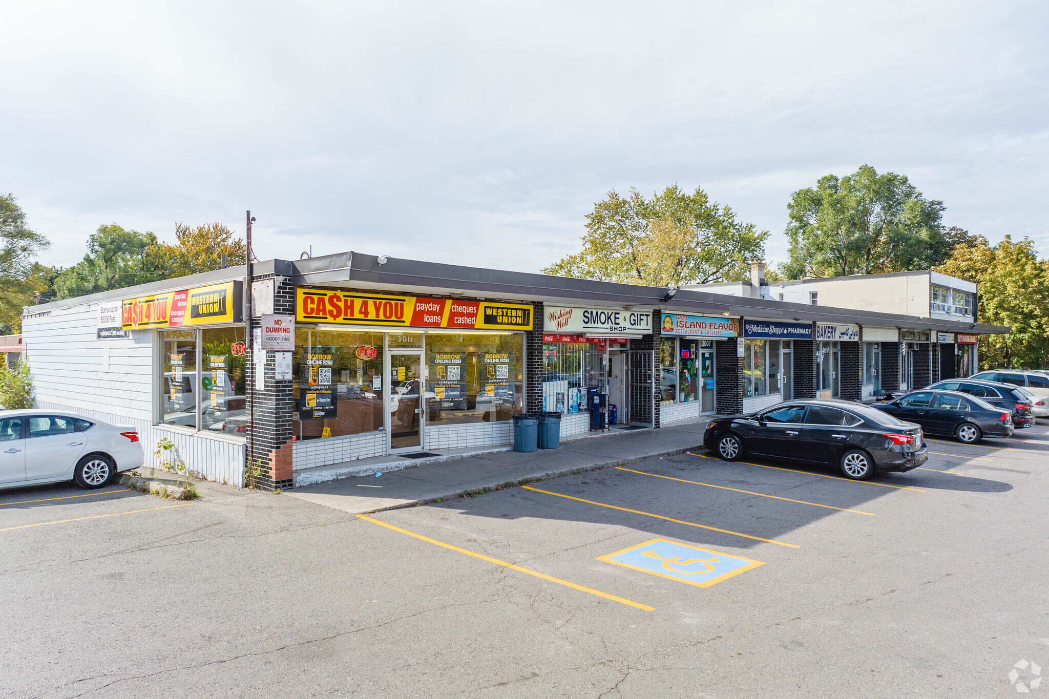 2993-3011 Sheppard Ave E, Toronto, ON à louer Photo principale– Image 1 sur 5