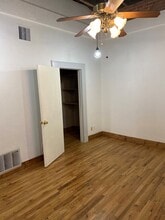 115 E Virginia St, McKinney, TX à louer Photo de l’immeuble– Image 1 sur 6