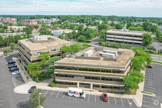 555 Grove St, Herndon, VA - VUE AÉRIENNE  vue de carte