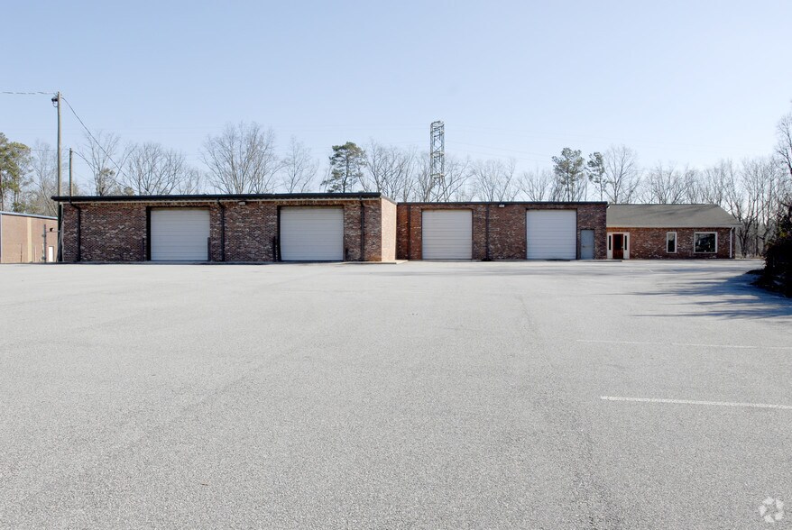 259 N Price Rd, Buford, GA à vendre - Photo de l’immeuble – Image 2 sur 9