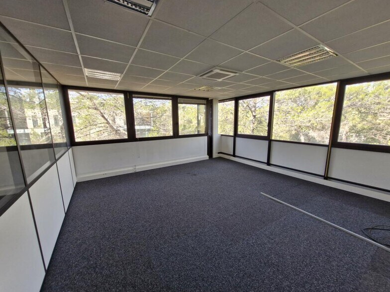 Bureau dans SOPHIA ANTIPOLIS à louer - Photo intérieure – Image 3 sur 7