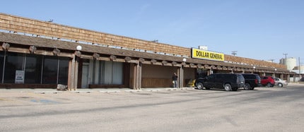 704-712 Maple Ave, Dalhart, TX à louer Photo de l’immeuble– Image 1 sur 2