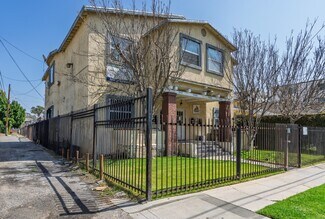 Plus de détails pour 3416-3418 Walton Ave, Los Angeles, CA - Logement à vendre