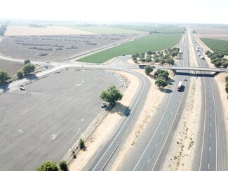Plus de détails pour R2E Freeway Drive, Woodland, CA - Terrain à louer