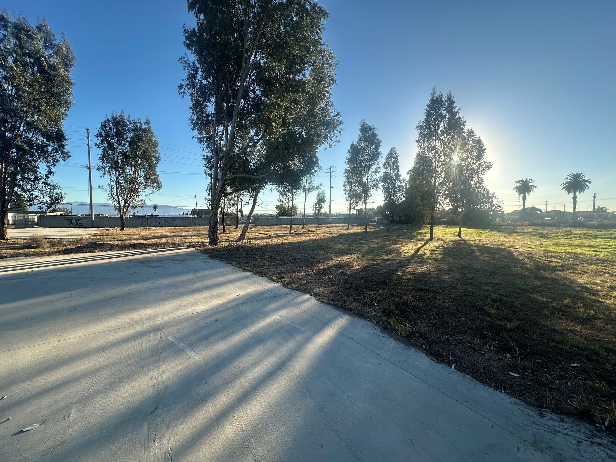 0 Edison Ave, Ontario, CA à vendre Photo principale– Image 1 sur 14