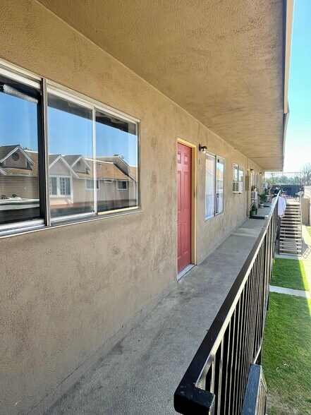 524 W Williamson Ave, Fullerton, CA à vendre - Photo de l’immeuble – Image 3 sur 12