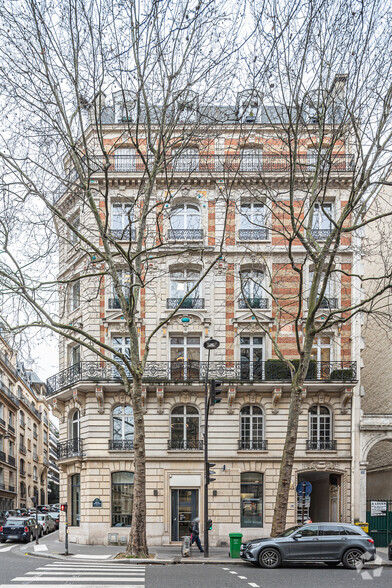 53 Avenue Victor Hugo, Paris à louer - Photo de l’immeuble – Image 2 sur 2