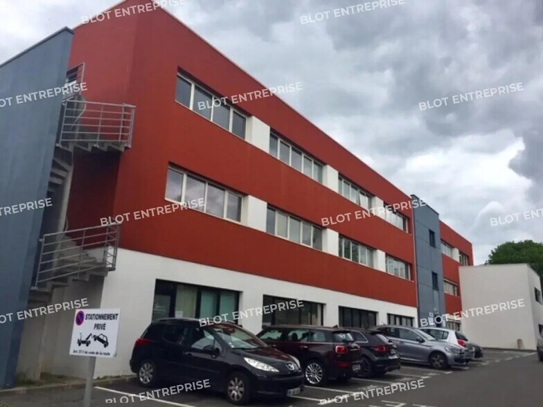 Bureau dans Auray à louer - Photo de l’immeuble – Image 1 sur 5