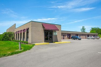 Plus de détails pour 815 W Liberty St, Medina, OH - Bureau/Local commercial à louer