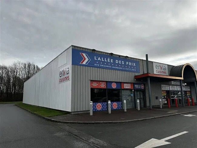 Plus de détails pour Local commercial à louer