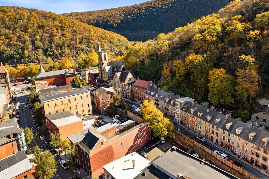 23-25 Race St, Jim Thorpe, PA à vendre - Photo de l’immeuble – Image 2 sur 97