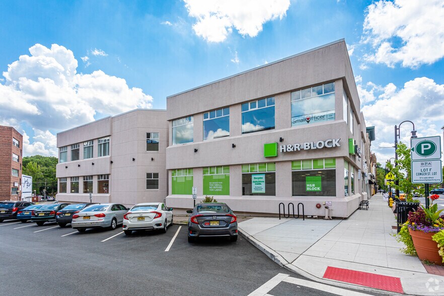 299 Glenwood Ave, Bloomfield, NJ à louer - Photo de l’immeuble – Image 3 sur 6