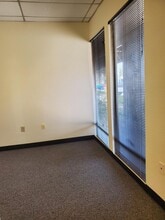 4135 Northgate Blvd, Sacramento, CA à louer Photo intérieure– Image 1 sur 3