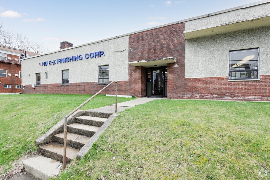 111 Essex St, Hackensack, NJ à vendre - Photo de l’immeuble – Image 3 sur 7