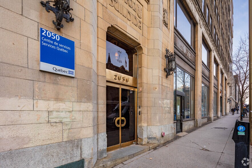 2050 Rue de Bleury, Montréal, QC à louer - Photo de l’immeuble – Image 3 sur 8