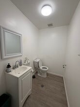 618 Washburn Rd, Melbourne, FL à louer Photo de l’immeuble– Image 2 sur 4