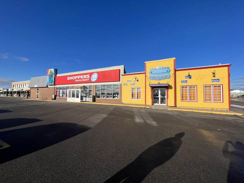 634 Reeves St, Port Hawkesbury, NS à louer - Photo de l’immeuble – Image 2 sur 5