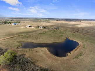 Plus de détails pour 215 Pioneer Rd, Seguin, TX - Terrain à vendre