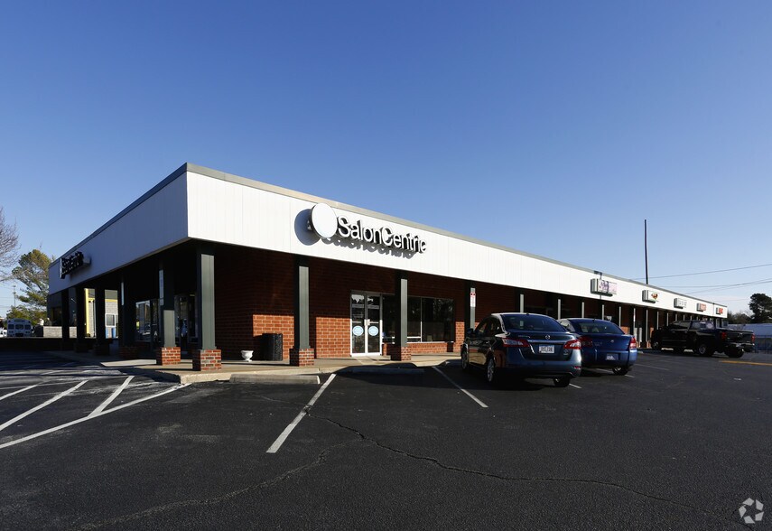 3319 Raeford Rd, Fayetteville, NC à louer - Photo principale – Image 3 sur 3