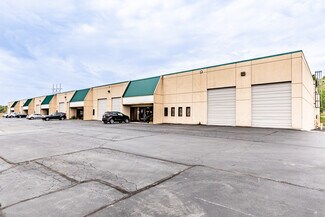 Plus de détails pour 600-638 NW Platte Valley Dr, Riverside, MO - Industriel/Logistique à louer