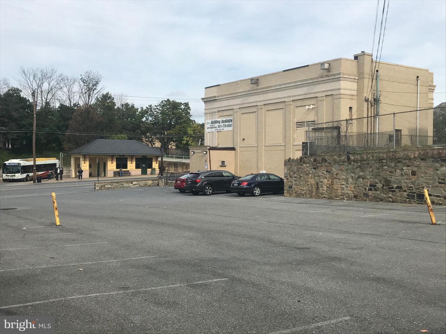 6813 Belair Rd, Baltimore, MD à vendre Photo principale– Image 1 sur 4