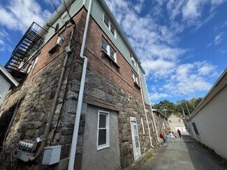 Plus de détails pour 13 Mountain Ave, Highland Falls, NY - Logement à vendre