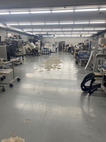 2099 Main Rd, Newfield, NJ à vendre - Photo intérieure – Image 3 sur 5