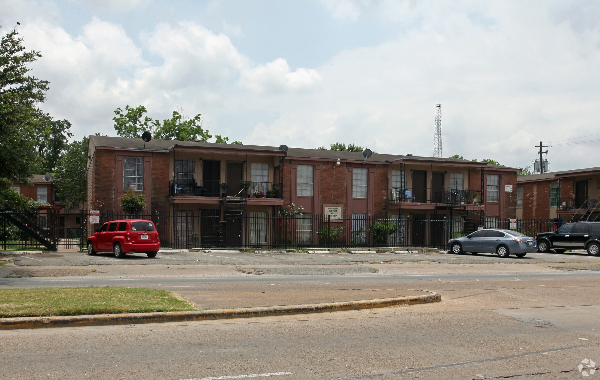 122 E Crosstimbers St, Houston, TX à vendre Photo principale– Image 1 sur 23