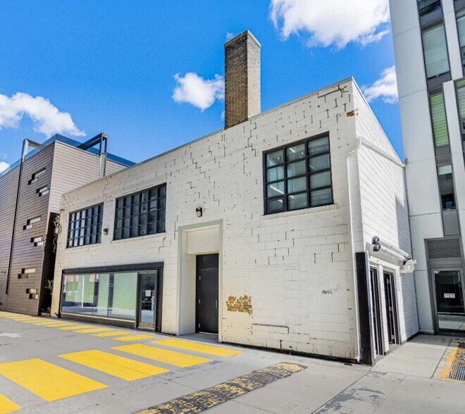 42 Gladstone Ave, Toronto, ON à louer - Photo de l’immeuble – Image 2 sur 2