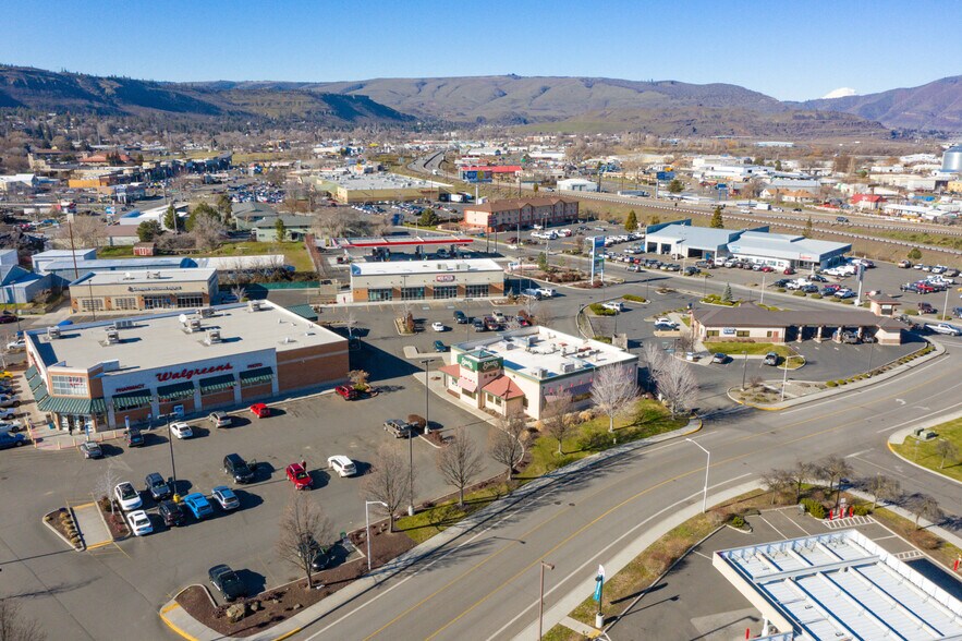 503 Mount Hood St, The Dalles, OR à louer - Photo de l’immeuble – Image 3 sur 5