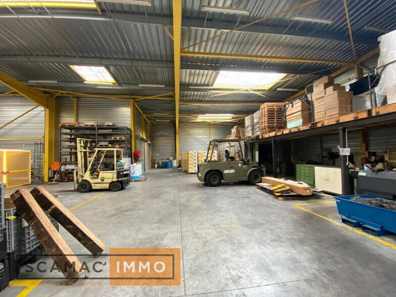 Industriel/Logistique dans La Ville-du-Bois à vendre - Photo intérieure – Image 2 sur 7