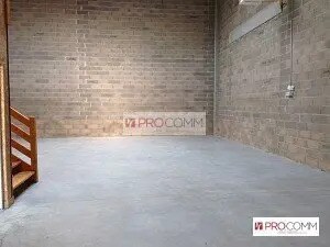 Local d’activités dans Chartres à louer Photo intérieure– Image 1 sur 9