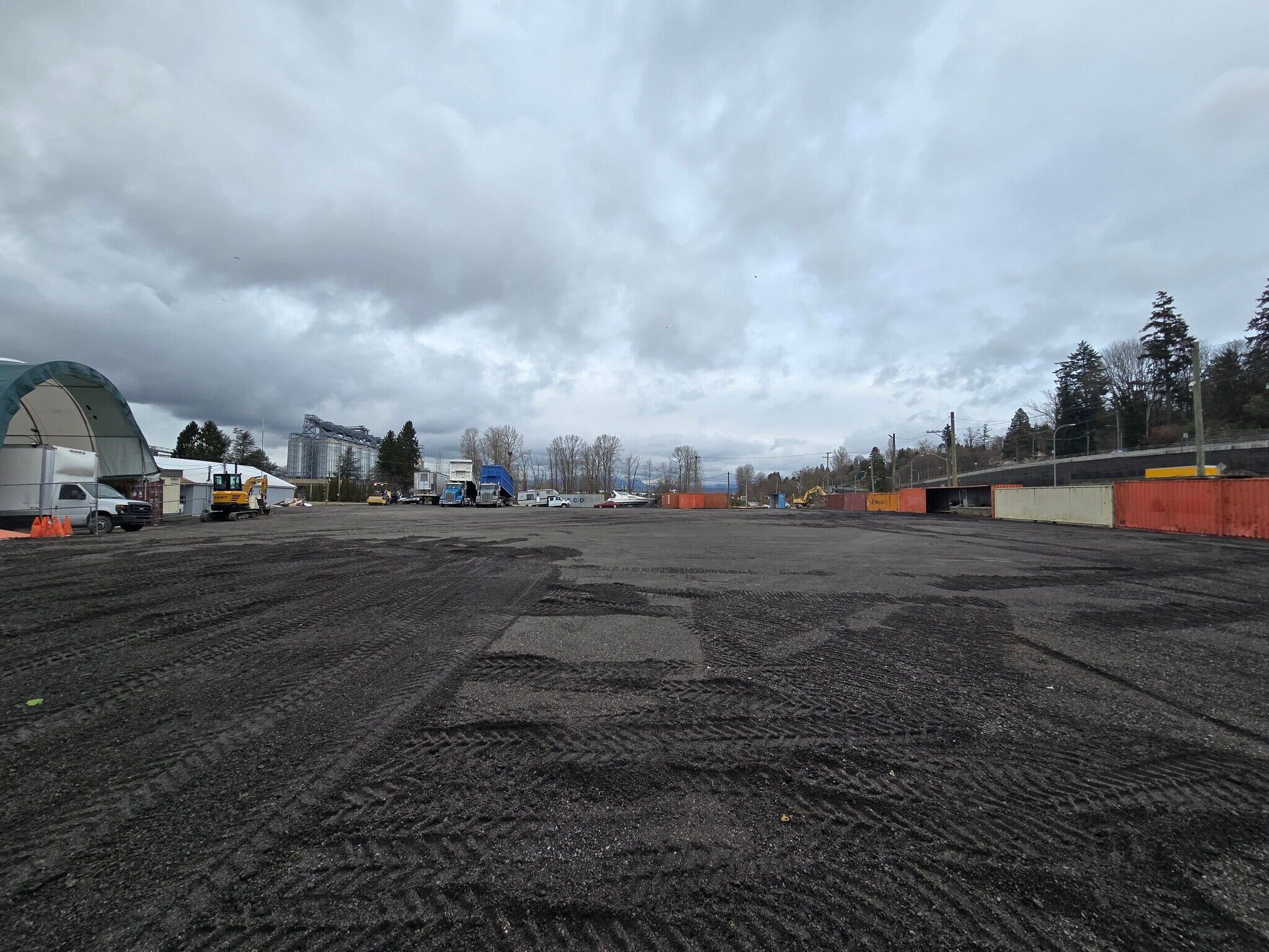 9561 Gunderson rd, Delta, BC à louer Photo principale– Image 1 sur 5