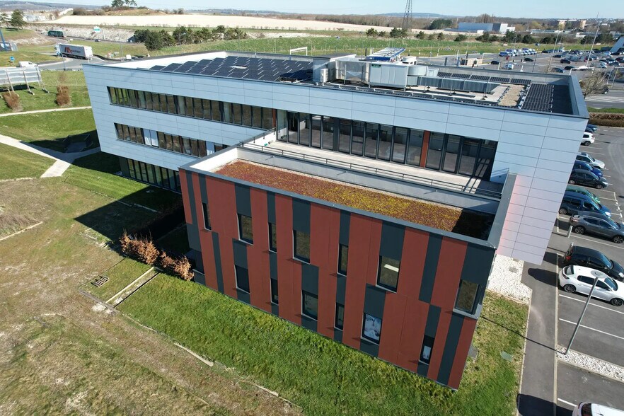 13 A Route De Soissons, Tinqueux à louer - Photo de l’immeuble – Image 2 sur 5