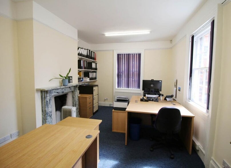 18 Newbury St, Wantage à vendre - Photo intérieure – Image 3 sur 11