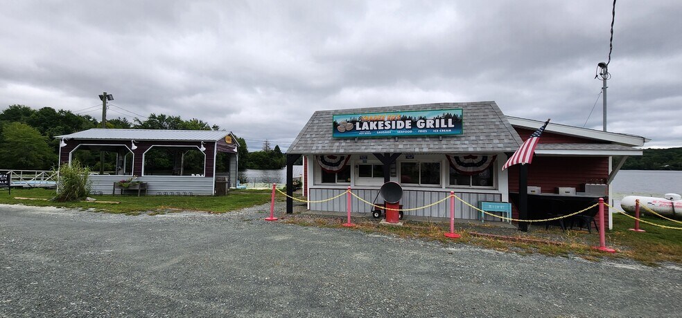 266 County Route 7, Nassau, NY à vendre - Photo de l’immeuble – Image 2 sur 15