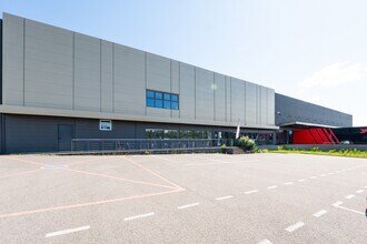 266 Impasse Des Vignes, Bressolles à louer Photo de l’immeuble– Image 2 sur 8