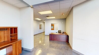 1307 N Loop 250 W, Midland, TX à louer Numérisation 3D Matterport– Image 1 sur 10