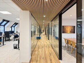 121 Rue Edouard Vaillant, Levallois-Perret à louer Photo intérieure– Image 1 sur 10