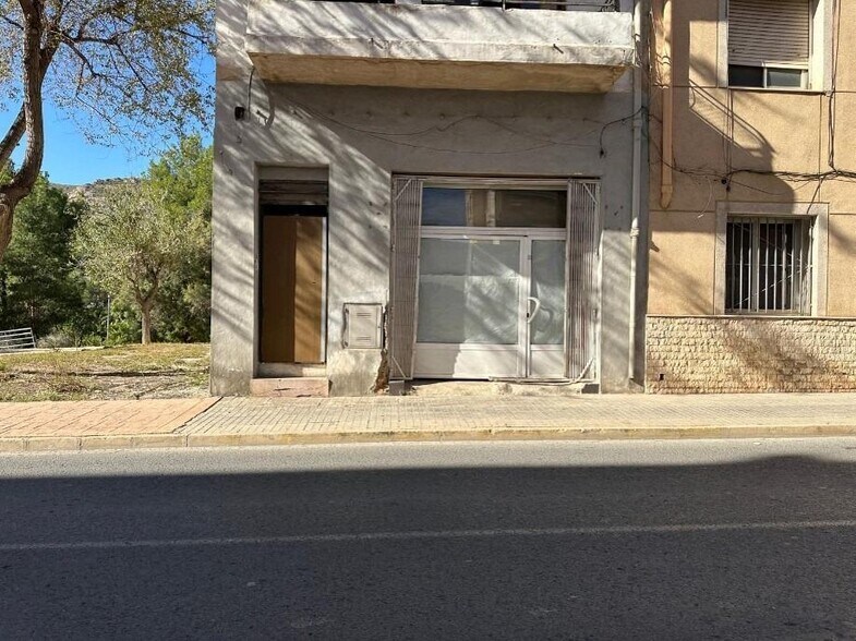 Local commercial dans Elda, Alicante à vendre - Photo de l’immeuble – Image 2 sur 5