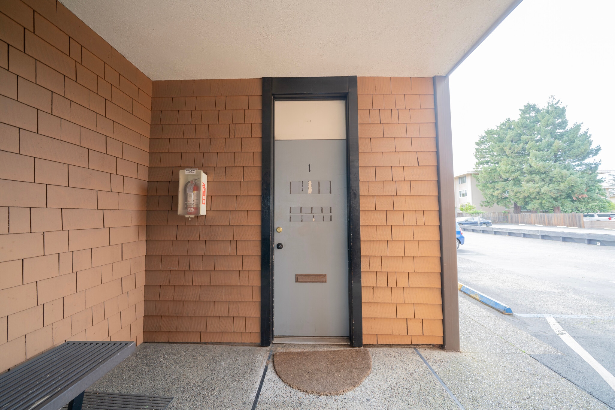 215 N San Mateo Dr, San Mateo, CA à louer Photo intérieure– Image 1 sur 34