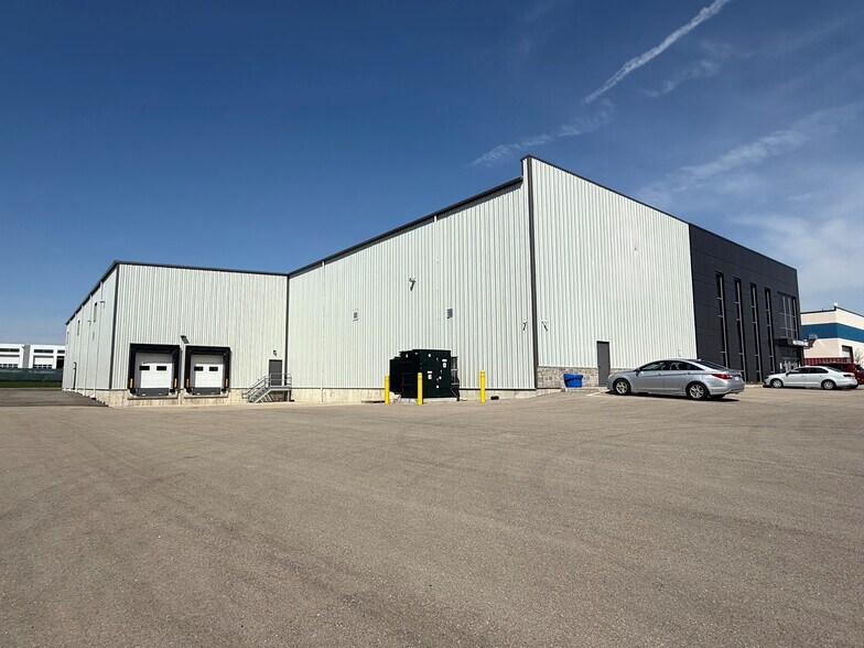 465 Griffin Way, Woodstock, ON à vendre - Photo de l’immeuble – Image 2 sur 8