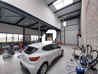 Plus de détails pour 10 Boulevard De La Communauté, Buchelay - Bureau, Local d'activités à louer